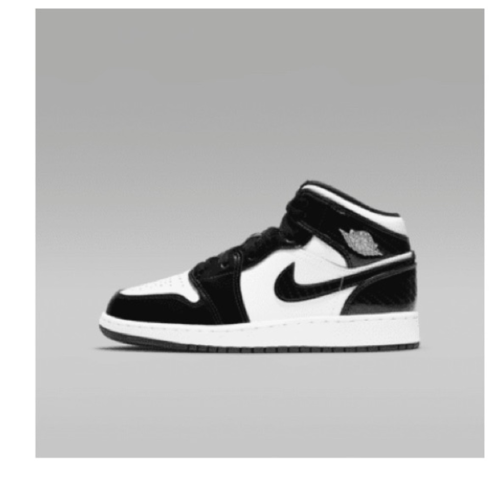 Air Jordan 1 Mid SE